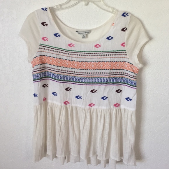 American Eagle Outfitters Tops - American Eagle t shirt