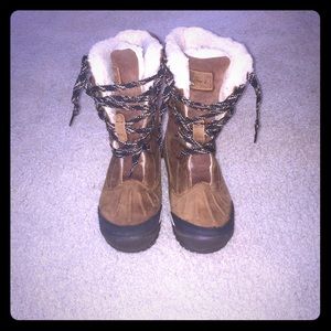 Super warm and comfy winter boots.