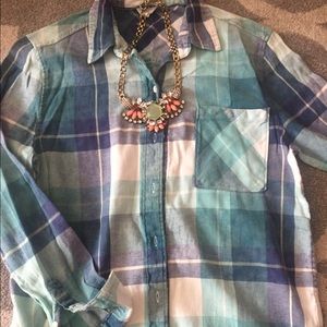 Aeropostal button down shirt. Never been worn