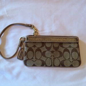 REDUCED! Coach Signature Beige/Brn Wristlet