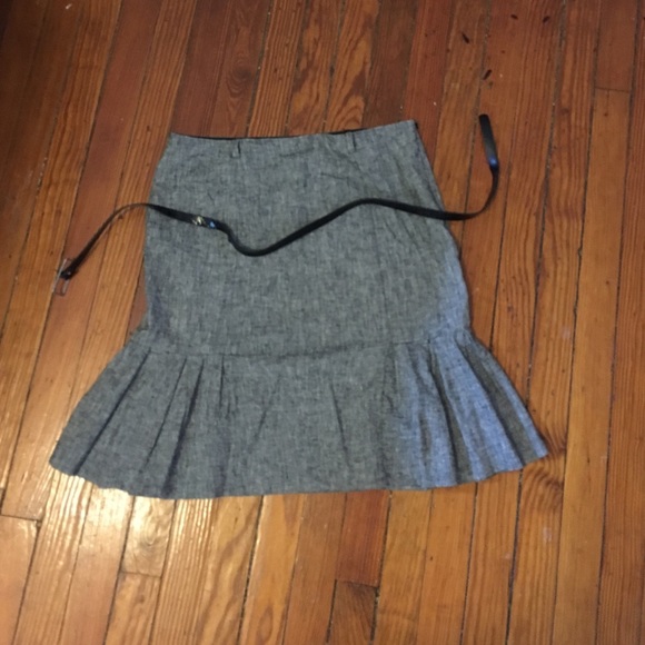 Gray pencil skirt with flared bottom