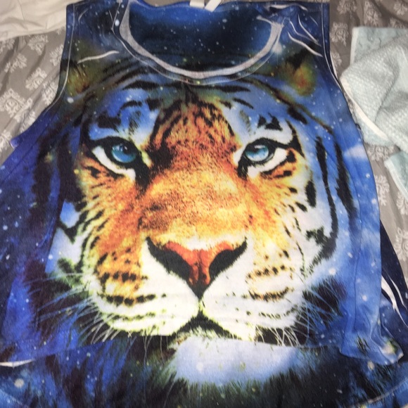 TIGER SHIRT - Picture 1 of 2