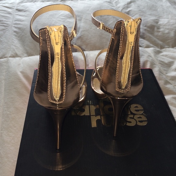 Heels - Picture 2 of 4