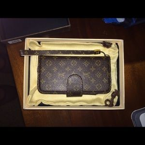 Louis Vuitton Case