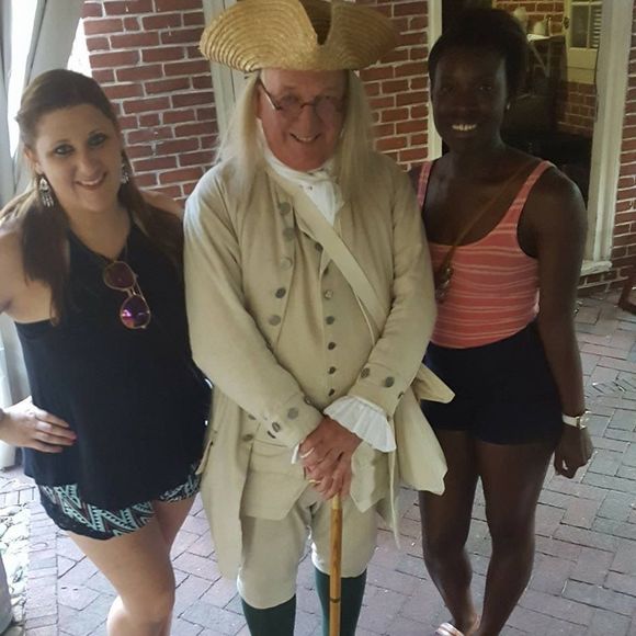 Meet your Posher, Stephanie