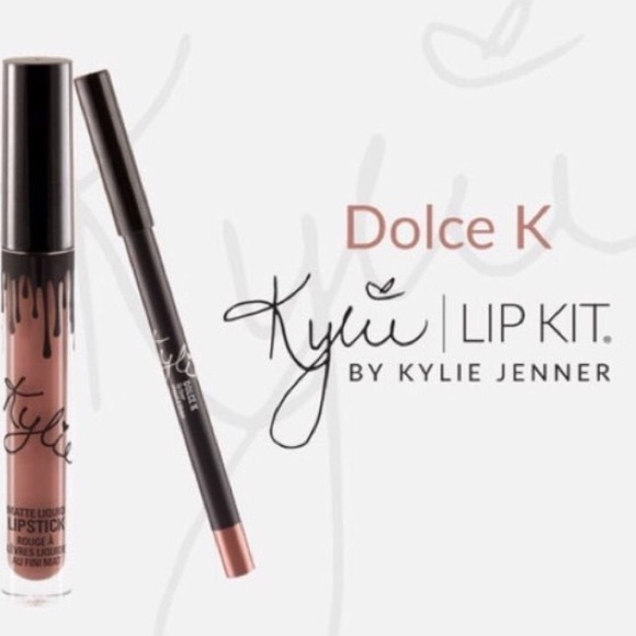 Kylie Lip Kit in Dolce K