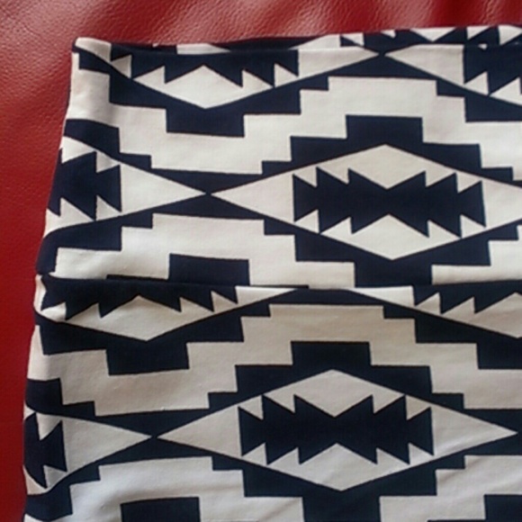 Mini Skirt Charlotte Russe - Picture 3 of 4