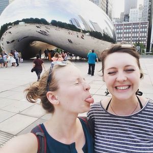 Meet your Posher, Hillary