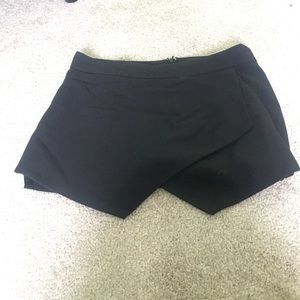ENVELOPE SKORT