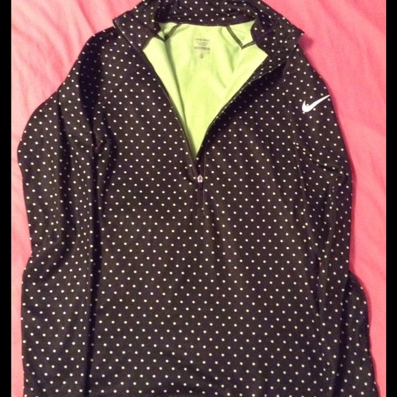 🚫SOLD🚫Nike fleece lined half zip lime green