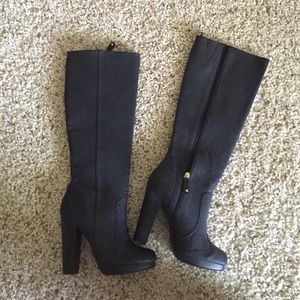 H&M black feaux leather boots