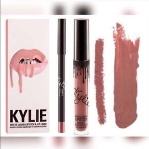 Kylie Lip Kit in Candy K