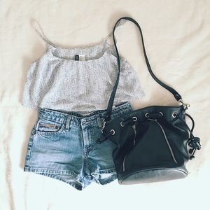 l.e.i. DENIM BLUE SHORTS