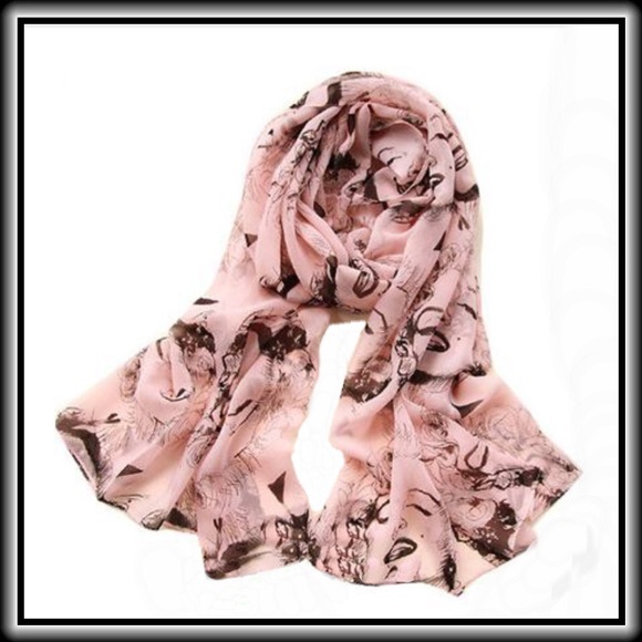 MARILYN MONROE SCARF 💋               🎉HPx2🎉 - Picture 4 of 5