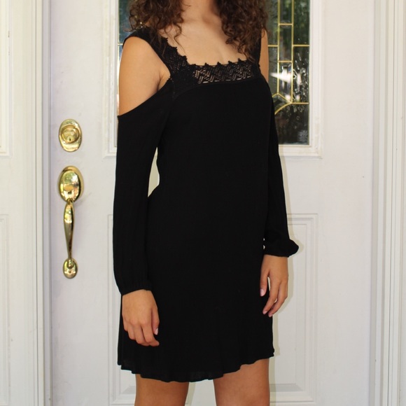 Black Off the shoulder shift dress