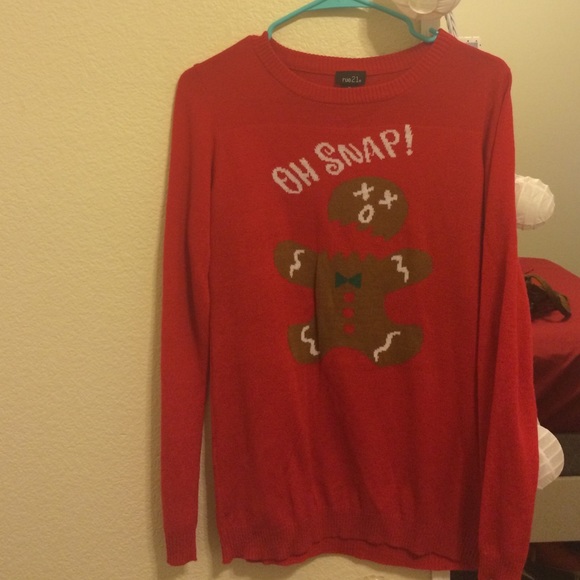 CHRISTMAS SWEATER!!!!