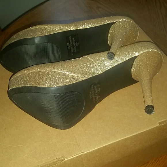 Glitter platform pumps - Picture 2 of 2