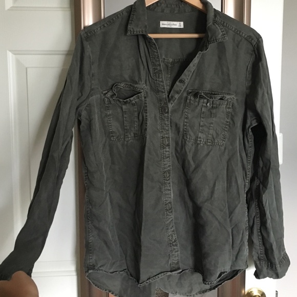 Abercrombie&Fitch Military Green Button Up