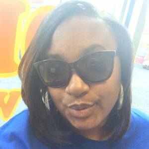 Meet your Posher, Shana