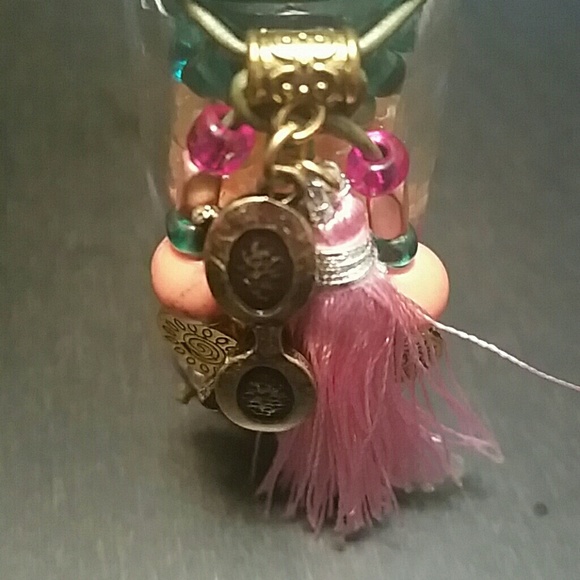 Final markdown bead bottle - Picture 1 of 4