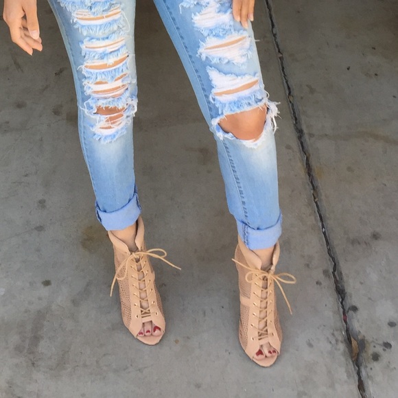 Tan Mesh Booties❤️