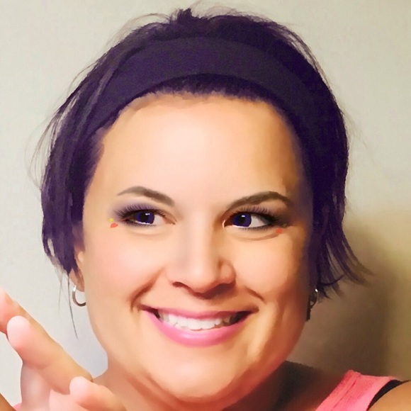 Meet your Posher, Chrissy - Picture 1 of 1