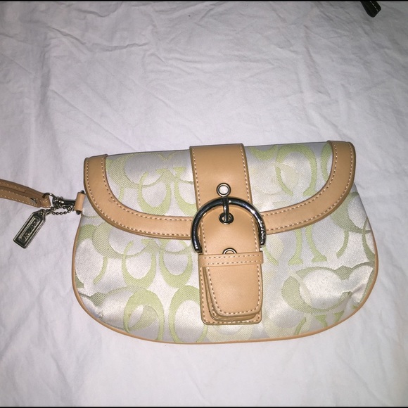 Auténtic wristlet! Coach💋💄
