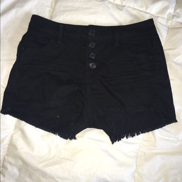 Shorts - Picture 1 of 2