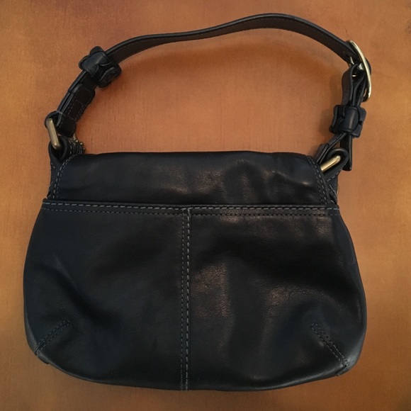 Authentic Coach Bleecker Leather shoulder bag - Picture 2 of 4