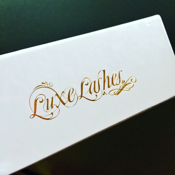 Beautiful natural looking mink lashes!! 🎄🎅🏼 - Picture 2 of 2