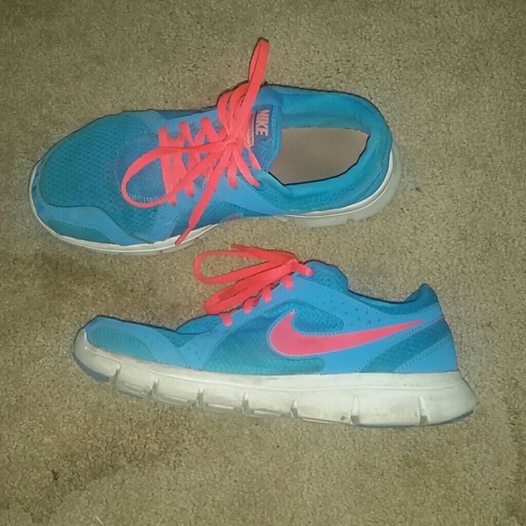 Nike shoes