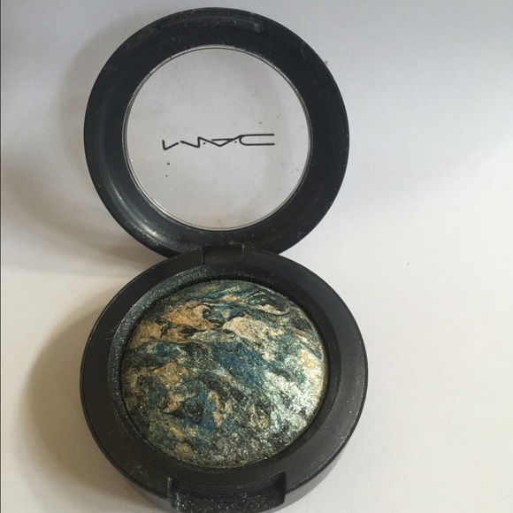 MAC limited edition Mineralize Eye Shadow: Ether