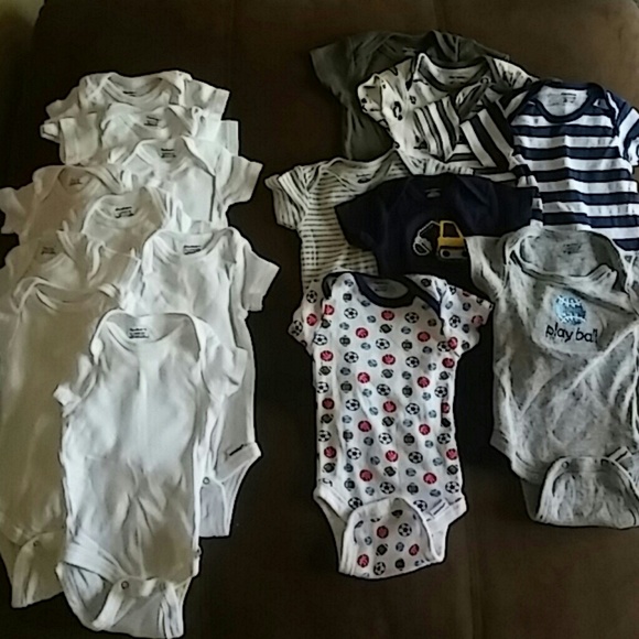 ??SOLD??Baby Boy Onesie Bundle