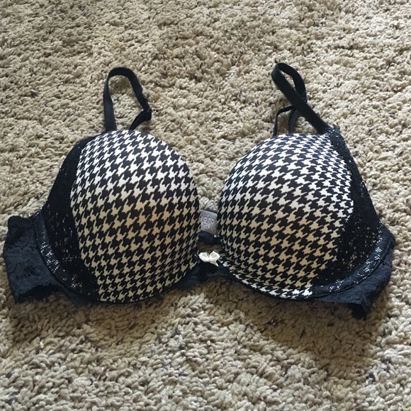 VS Bra