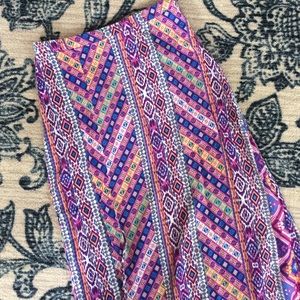 🌺 Flying Tomato Slit Maxi Skirt