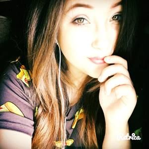 Meet your Posher, Haylee