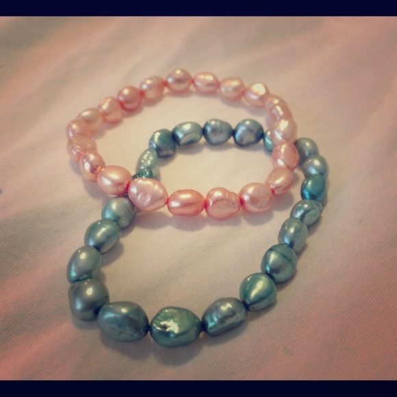 Pink and blue freshwater pearl bracelets!