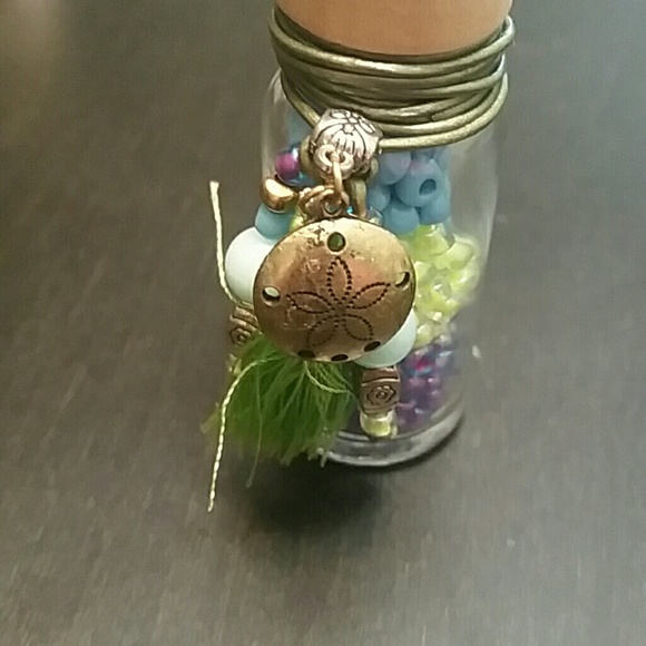 Final markdown bead bottle - Picture 4 of 4