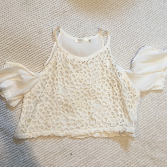 Millau cold shoulder crop top