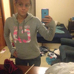 Meet your Posher, Brittany