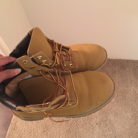 TIMBS SZ 7 - Picture 1 of 1