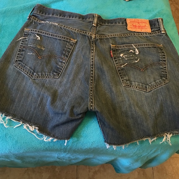 Levi 501 W36 L32 - Picture 2 of 3