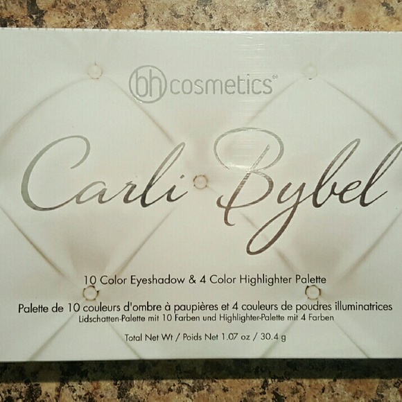 Carli Bybel Shadow & Highlighter Palette