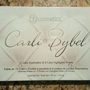 Carli Bybel Shadow & Highlighter Palette