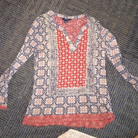 Lucky Brand Aztec Pattern Long Sleeve V neck - Picture 1 of 1