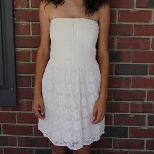 White lace dress