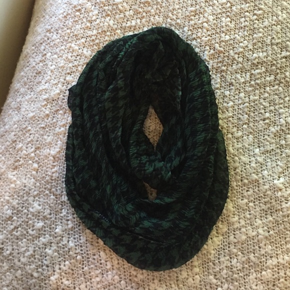 Hounds tooth infinity scarf - Picture 1 of 1