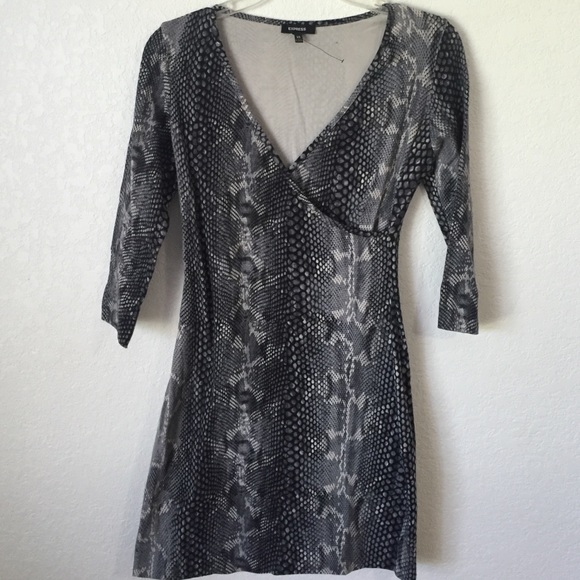 Express Dresses & Skirts - EXPRESS Women's stretch cotton dress 3/4 sleeve
