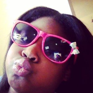 Meet your Posher, Angelina