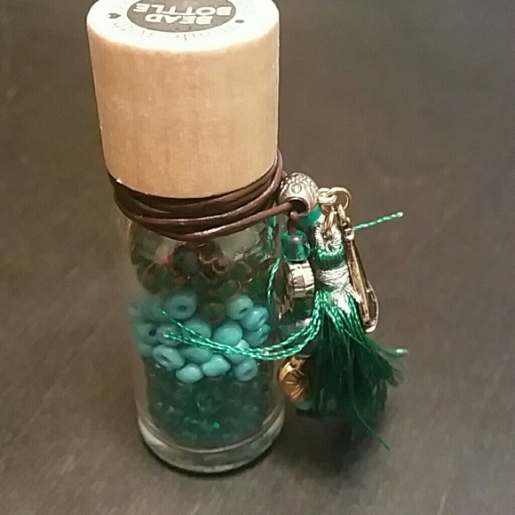 Final markdown bead bottle - Picture 3 of 4